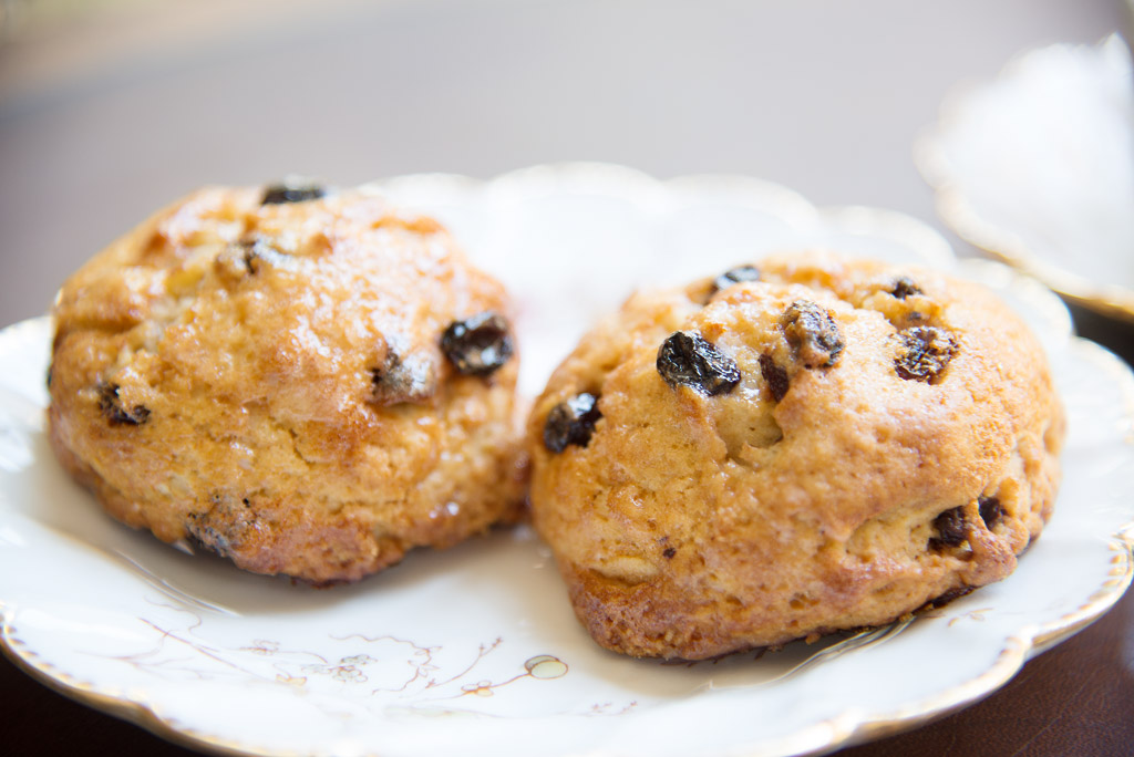 royal cream scones